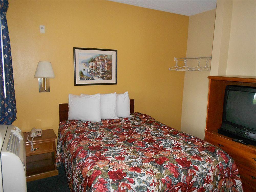 Daytona Beach Extended Stay Hotel Екстер'єр фото