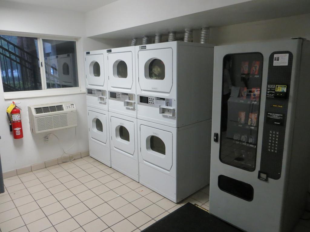 Daytona Beach Extended Stay Hotel Екстер'єр фото